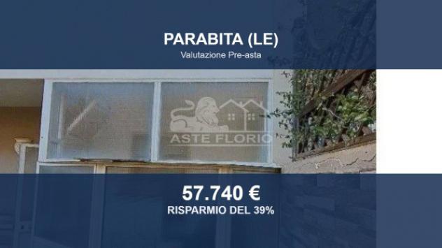 Immobile in asta di 176 m² con più di 5 locali e box auto in vendita a Parabita