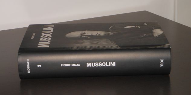 MUSSOLINI, Pierre Milza, Edizione speciale per la Repubblica Garzanti libri. - Foto 7