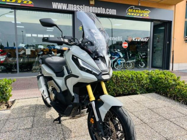 HONDA X-ADV 750 TUTTO INCLUSO ANCHE PASSAGGIO! MINI RATE rif. 24165647 - Foto 8