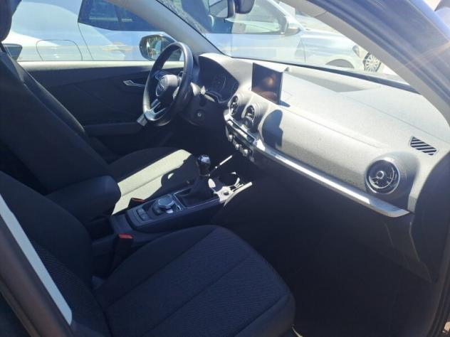 Audi Q2 30 TFSI Business telecamera - Foto 6