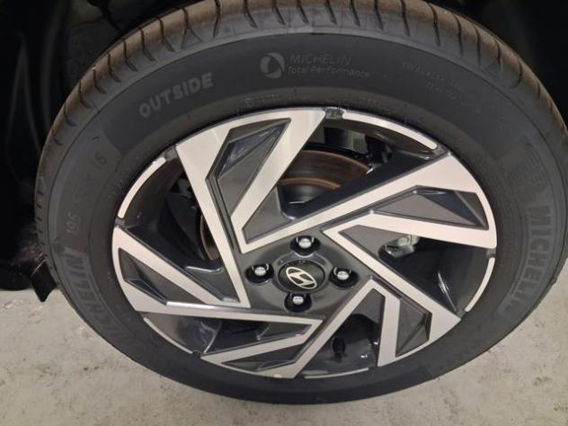 HYUNDAI Bayon 1.2 MPI MT XLine rif. 24153421 - Foto 8