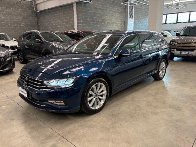 VOLKSWAGEN Passat 8ª serie Passat Variant 2.0 TDI SCR 122 CV EVO DSG Business