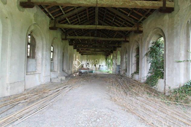BESANA IN BRIANZA: IN VENDITA TERRENO EDIFICABILE DI MQ. 3.222 - Foto 5