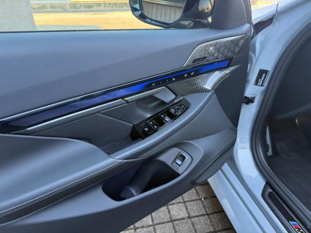 BMW M5 Touring * M DRIVE * CARBONIO * DRIVING ASSISTANT * rif. 23491057 - Foto 10