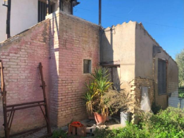 Immobile in asta di 247 m² in vendita a Nocciano - Foto 2