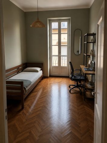 Stanze singole arredate – Via Mazzini – Piazza Bodoni – Tutto incluso - Foto 10