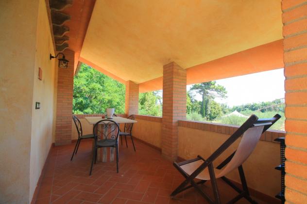 COLONICA di 20 vani e di 650 mq (PALAIA) rif. A 100 - Foto 9