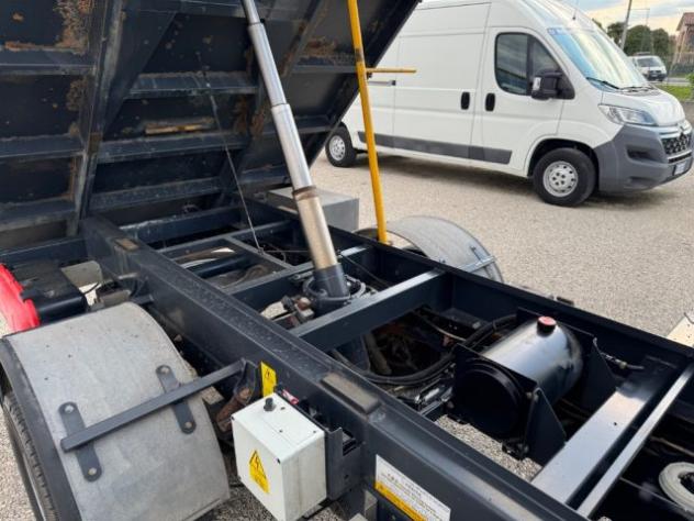 IVECO 35C10 con cassone ribaltabile trilaterale rif. 24013261 - Foto 4