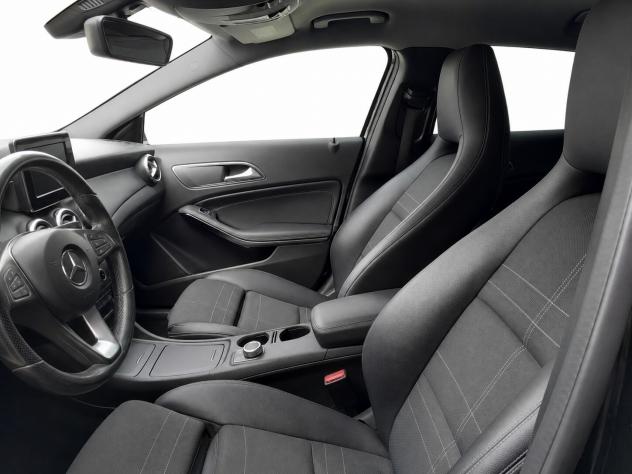 Mercedes-benz GLA 180 d Automatic Sport - Foto 3