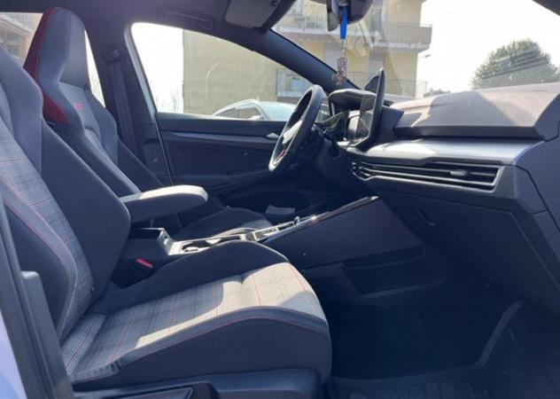 Volkswagen Golf 2.0 TSI GTI DSG 265cv (vettura ufficiale Italiana) - Foto 10