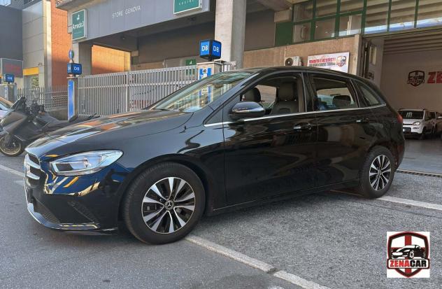 Mercedes-benz B 180 d Automatica Business Unico Proprietario solo 18.000 km come nuova - Foto 2