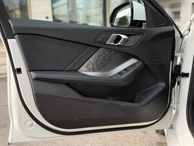BMW Serie 1 118d MSport auto - Foto 10