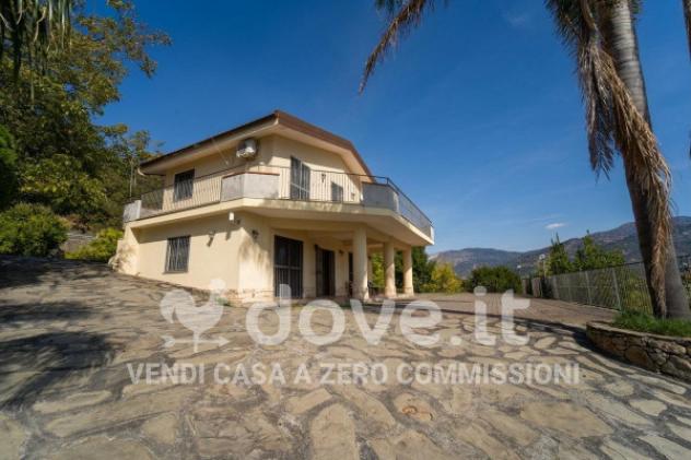 Villa di 150 m² con 4 locali in vendita a Francavilla di Sicilia - Foto 3