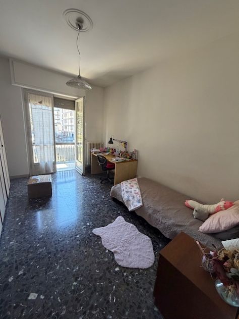 CAMERA IN AFFITTO A STUDENTESSA UNIVERSITARIA DAL 1 LUGLIO VICINO POLO NOVOLI