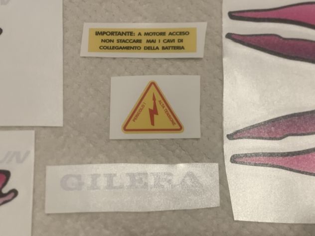 gilera thypoon adesivi neri e viola - Foto 6