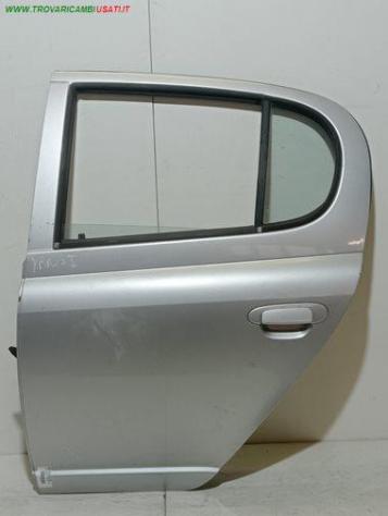 PORTA POST. SX ARGENTO MET. 999-U1560736 Carrozzeria  Lamierati esterni  Porte  Porta post. sx. TOYOTA - YARIS - 1999  2003