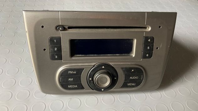 Autoradio CD Alfa Romeo Mito del 2010 (1560919080) - Foto 2