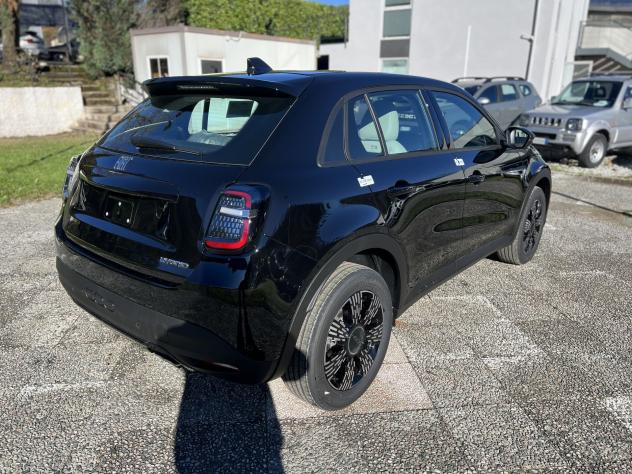 FIAT 600 600 Hybrid 145 CV DCT MHEV Icon - Foto 6