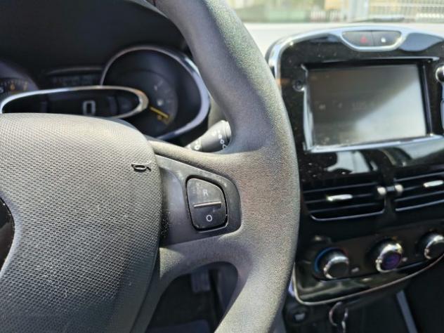 RENAULT Clio 1.2 75CV 5 porte Costume National rif. 23838386 - Foto 8