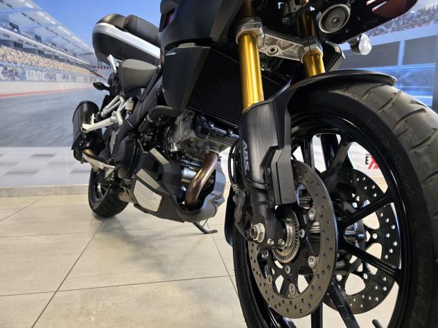 Suzuki V Strom DL 1000 09/2016 - Km 29000 - Foto 9