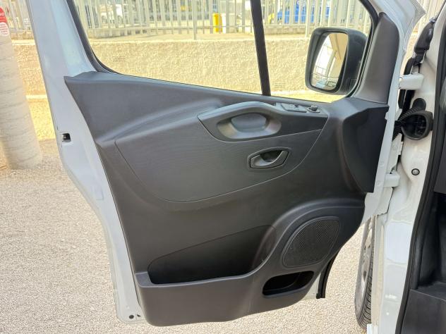 Renault Trafic 2.0 DCI 120 C.V. PC-TN L1-H1 ICE PLUS FURGONE - Foto 9