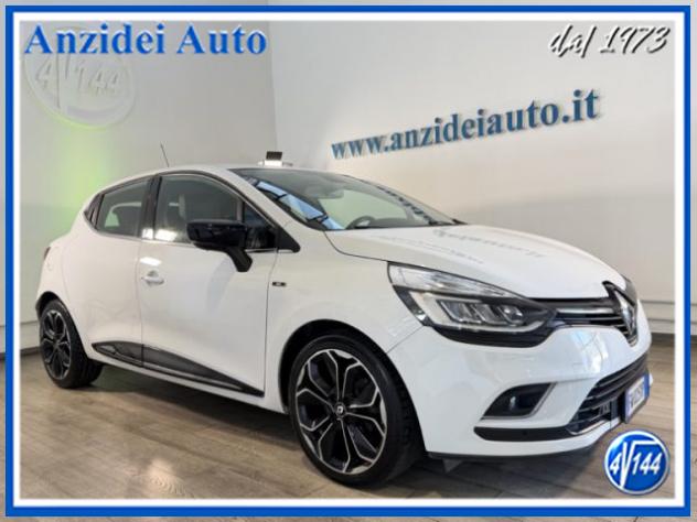 RENAULT Clio dCi 8V 90 CV 5 porte Moschino Intens rif. 23940529