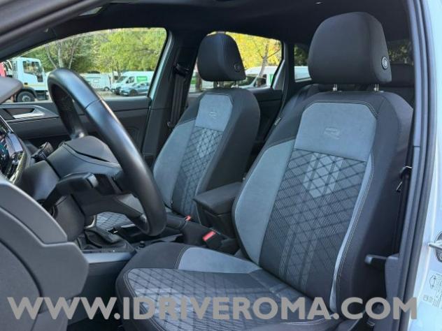 VOLKSWAGEN Taigo Taigo 1.0 tsi R-Line 115cv dsg rif. 24193367 - Foto 9