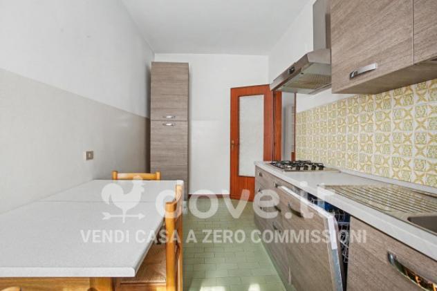 Appartamento di 100 m² con 3 locali e box auto in vendita a Luino - Foto 9