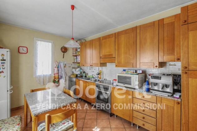 Casa indipendente di 280 m² con 5 locali e box auto in vendita a Luino - Foto 15