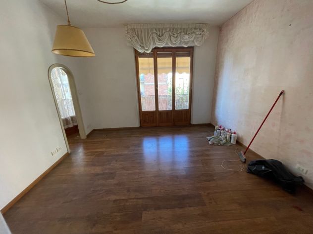 Siena: zona Terrazze, appartamento con cantina e posto auto in vendita - Foto 2