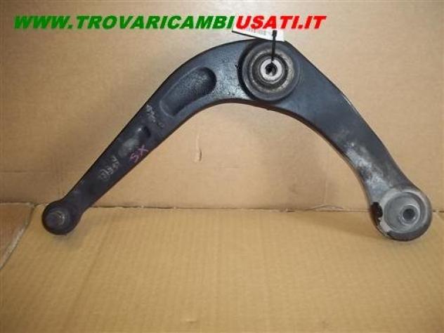 BRACCIO OSCILLANTE S.SOSP.ANT. PEUGEOT 206 SW  Meccanica  Assale  Tiranteria  Braccio oscillante ant. s PEUGEOT - 206 SW - 01-07-2002 - 01-10-2008