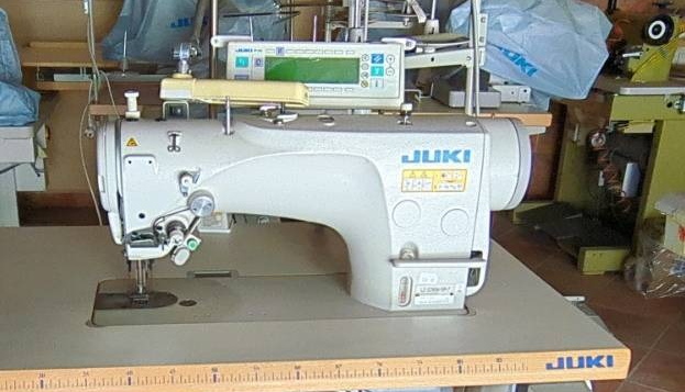 Occhiellatrice Elettronica MEB-3200S JUKI CORPORATION