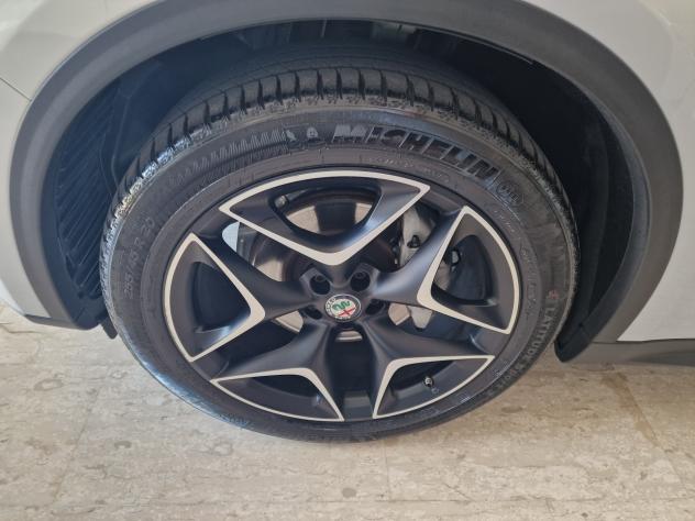 Alfa Stelvio 190 CV Q4 TETTO - Foto 5