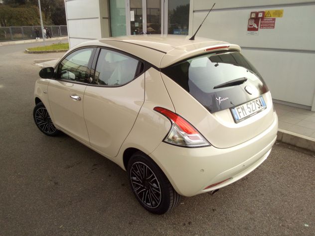 ADATTA per NEOPATENTATI LANCIA Ypsilon 1.2 Benzina/GPL ECOCHIC - Foto 2