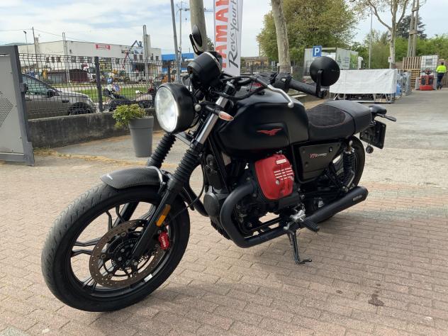 Moto Guzzi V7 III Versione speciale CARBON NUMERATA - Foto 3