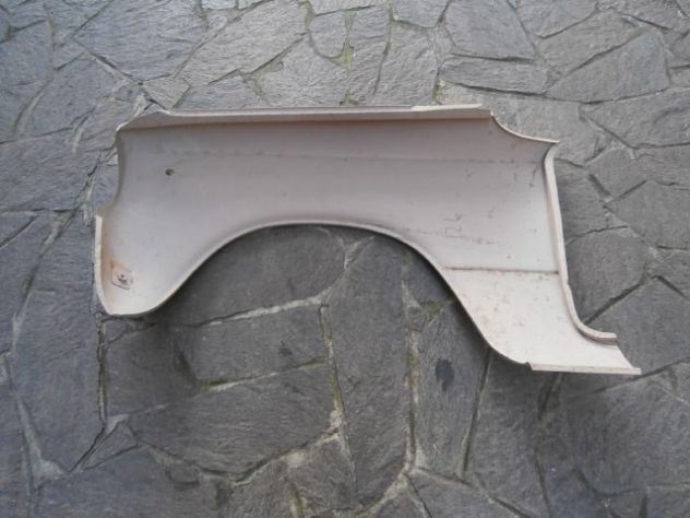 Parafango anteriore Fiat 124 berlina lato dx (passeggero) Front fender Fiat 124 - Foto 3