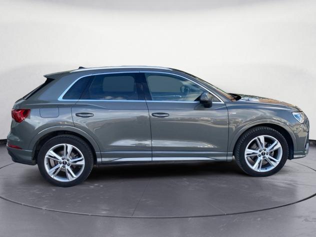 Audi Q3 2.0 35 TDI S Tronic S Line Edition quattro - Foto 4