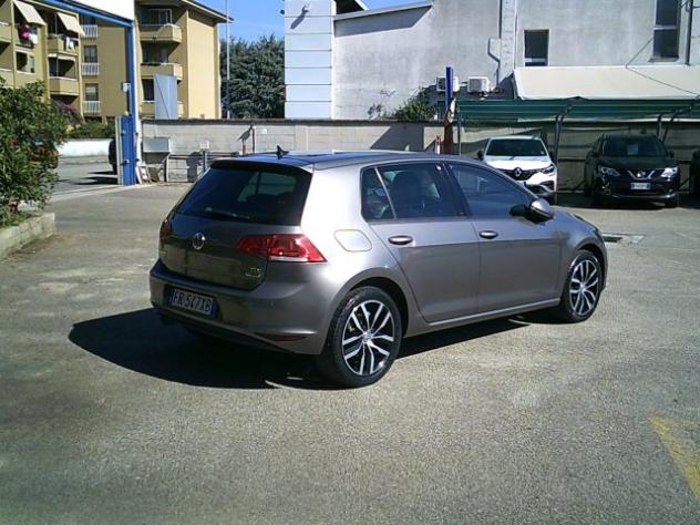 VOLKSWAGEN Golf 1.6 TDI 110CV rif. 24088485 - Foto 3