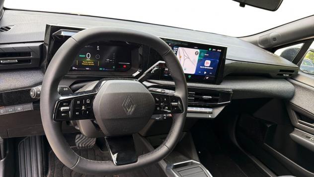 Renault Clio 1.8 full hybrid E-Tech Evolution 160cv auto - Foto 7