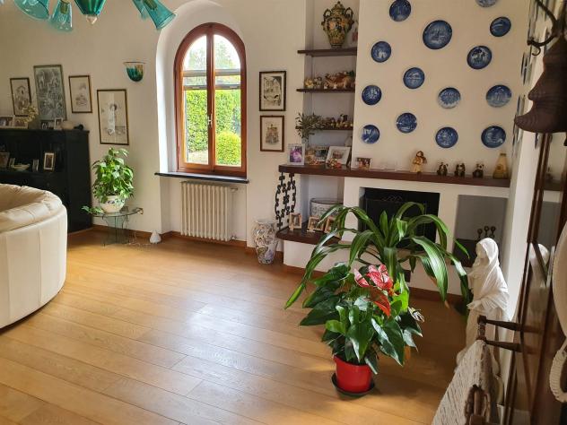 Villa in Vendita in zona NUGOLA con giardino - Foto 16