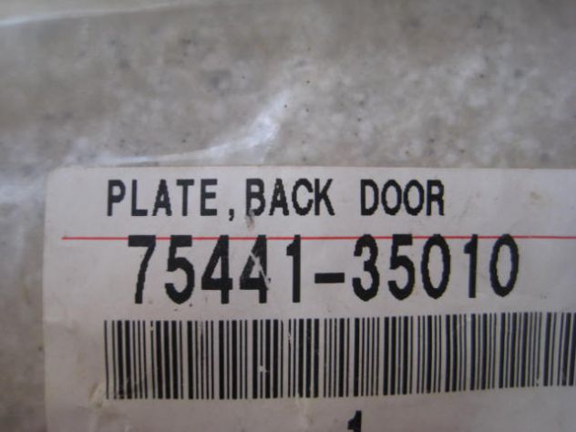EMBLEMA POSTERIORE TOYOTA 4RUNNER 75441-35010 - Foto 2