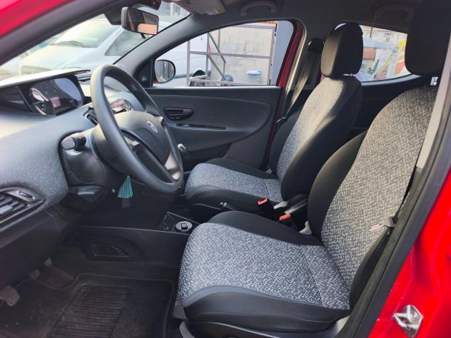 Lancia Ypsilon 1.2 69 CV 5 porte GPL Silver - Foto 6
