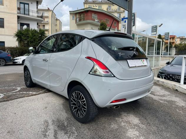 Ypsilon 1.2 69 CV 5 porte GPL Ecochic Gold - Foto 4