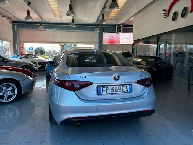 Alfa Romeo Giulia 2.2 Turbodiesel 150 CV Business Launch Edition - Foto 3