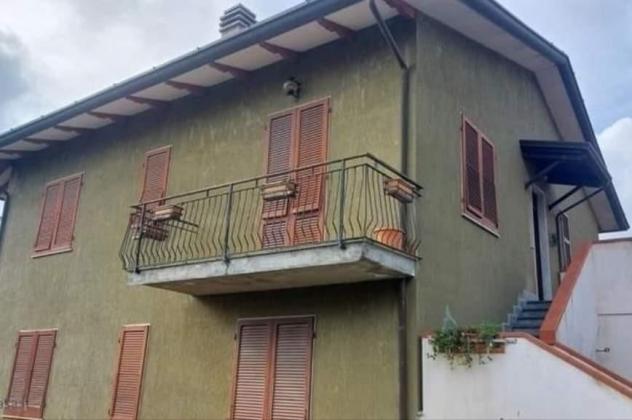 Porzione di casa in vendita a Romagnano - Massa 130 mq Rif: 1333276