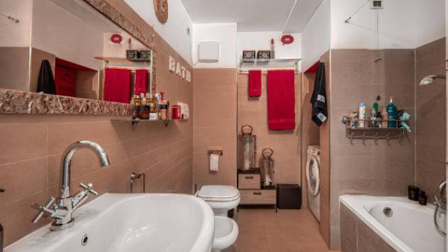 Appartamento di 56 m² con 2 locali e box auto in vendita a Milano - Foto 12