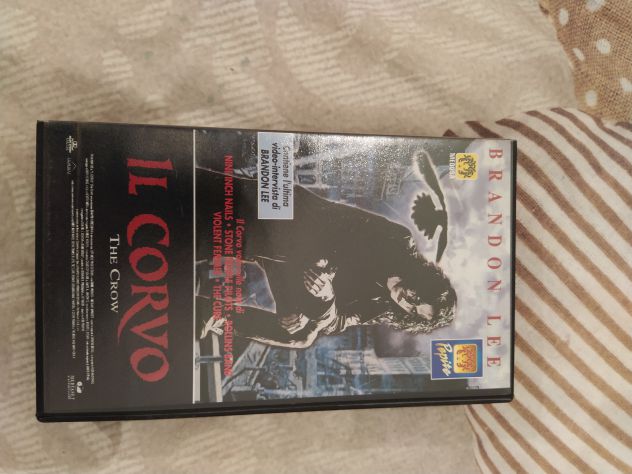 R68 - FILM - IL CORVO