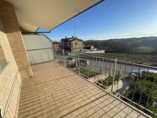 Trilocale in affitto a Montefano