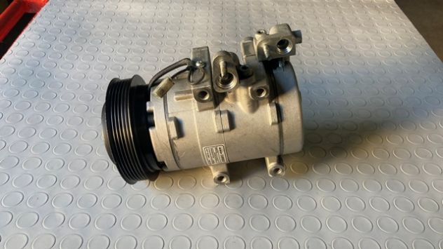 Compressore climatizzatore Hyundai Santa Fe 2.0CRDI del 2004