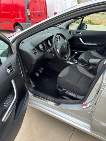 Peugeot 308 2.0 HDi 150CV 5p. Sport - Foto 2